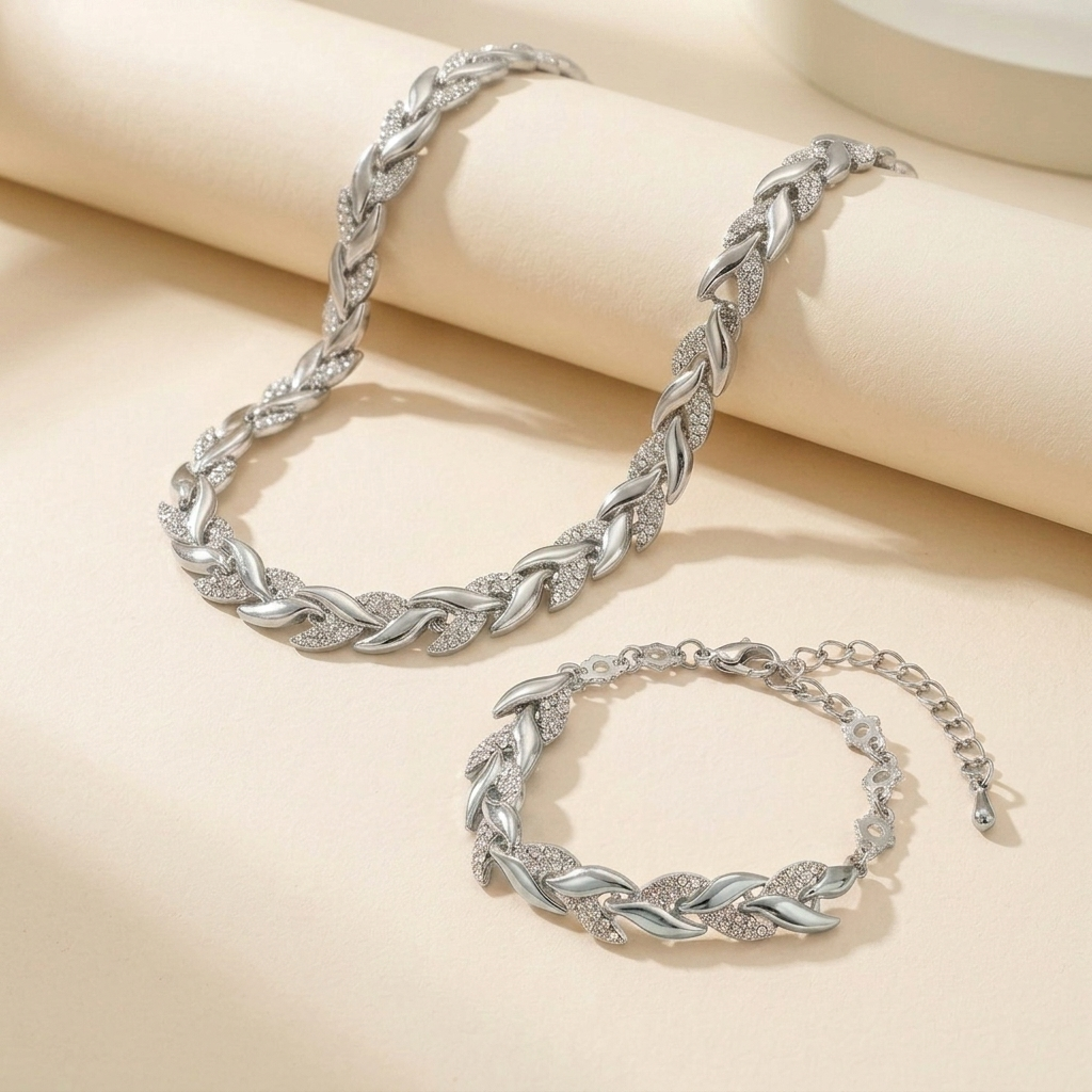 Claudine | Handgemaakte visstaart hanger en armband
